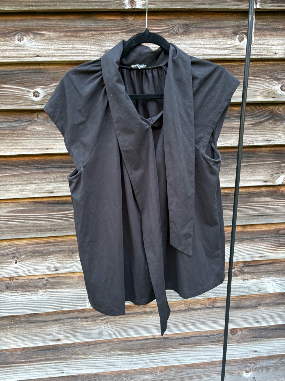 Ann Taylor Black Sleeveless Tie-Neck Blouse